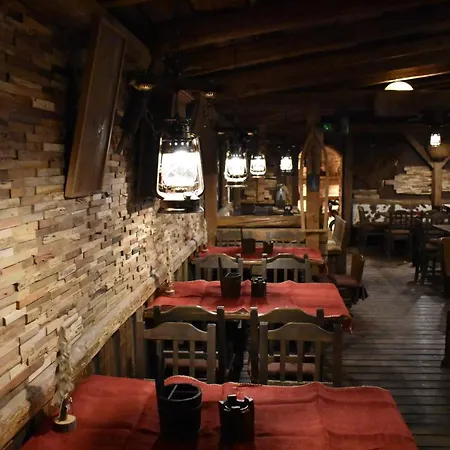 Kayserhof Hotel 4*