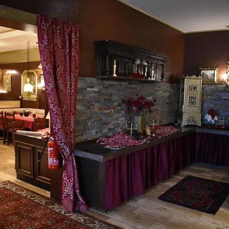 Kayserhof Hotel 4*
